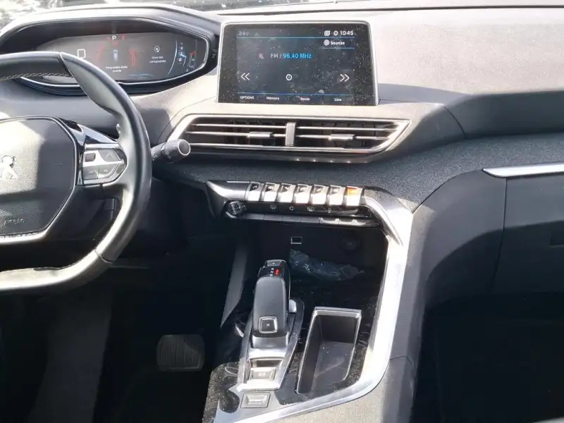 Peugeot 5008 ALLURE Benzin 2020. godište - Slika 2