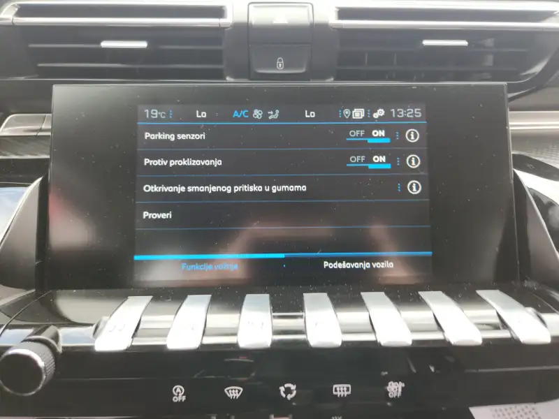 Peugeot 508 2019. godište - Slika 20