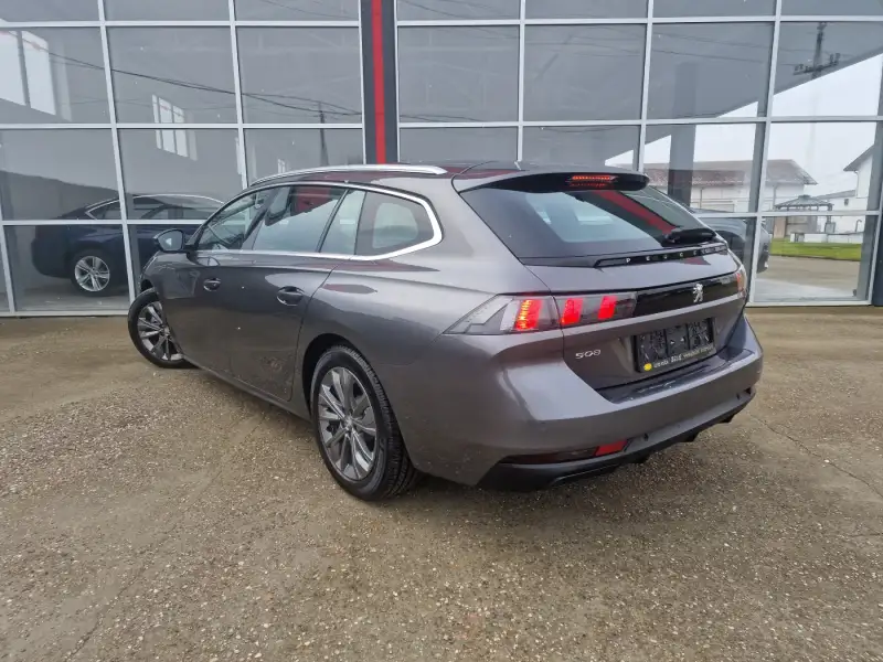 Peugeot 508 EAT8 2020. godište - Slika 7