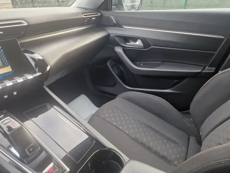Peugeot 508 EAT8 2020. godište - Slika 25