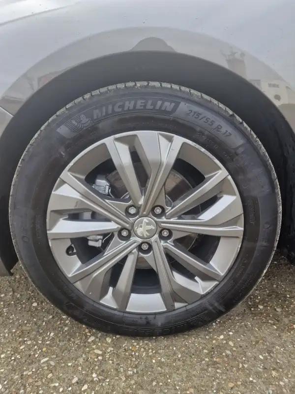 Peugeot 508 EAT8 2020. godište - Slika 27