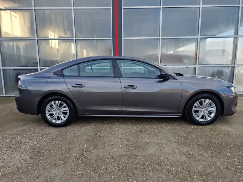 Peugeot 508 EAT8 2022. godište - Slika 4