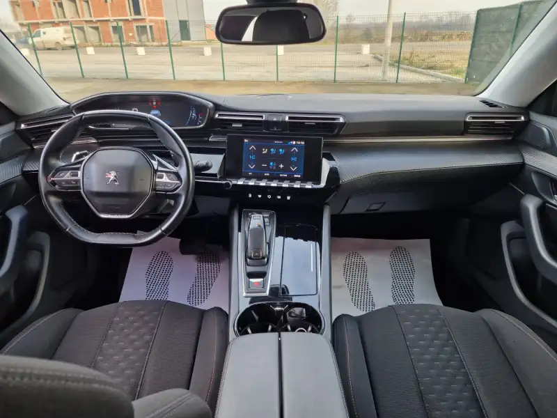 Peugeot 508 EAT8 2022. godište - Slika 14
