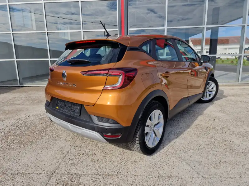 Renault Captur Benzin 2021. godište - Slika 5
