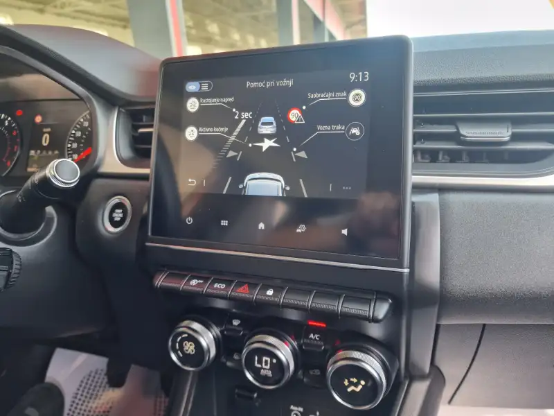 Renault Captur Benzin 2021. godište - Slika 20