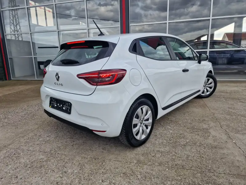 Renault Clio 2022. godište - Slika 5