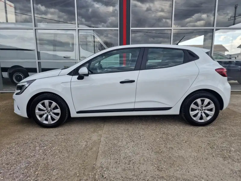 Renault Clio 2022. godište - Slika 8