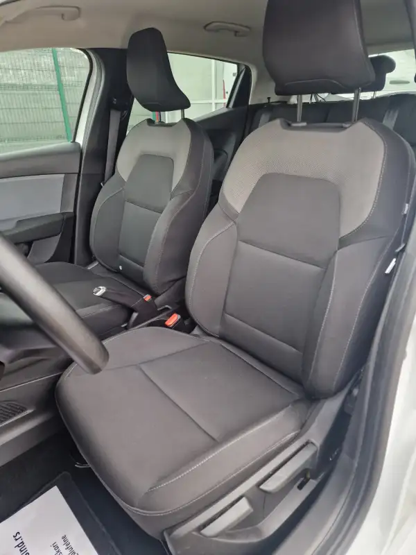 Renault Clio 2022. godište - Slika 12