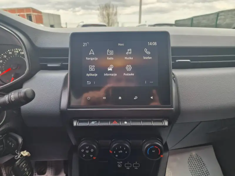 Renault Clio 2022. godište - Slika 20