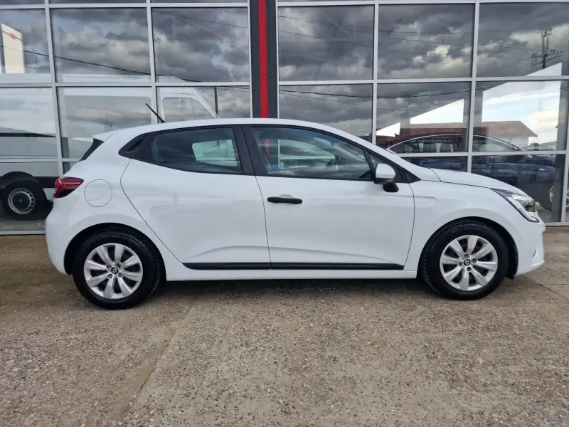 Renault Clio 2022. godište - Slika 4
