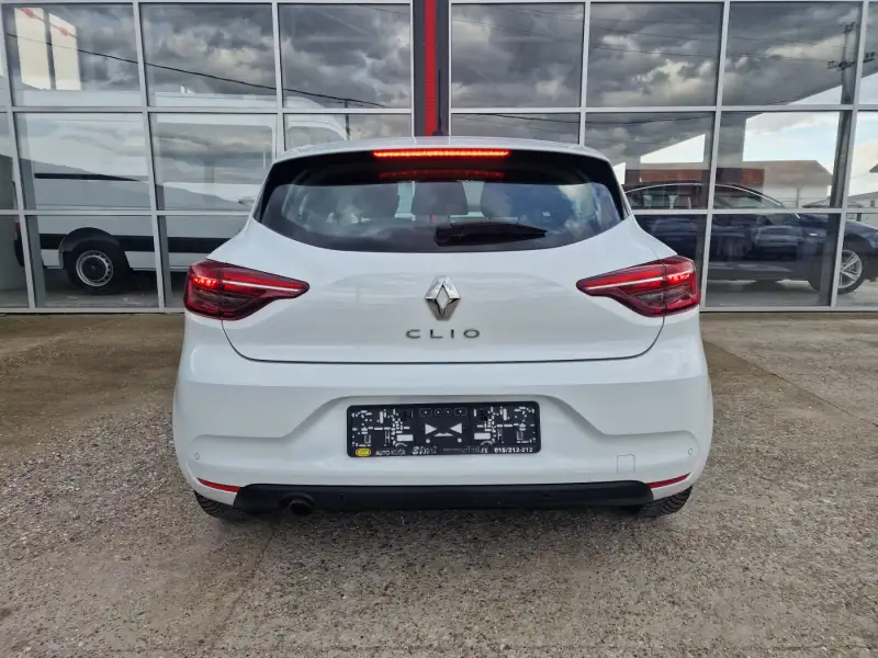 Renault Clio 2022. godište - Slika 6