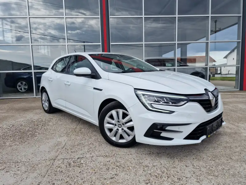 Renault Megane 2022. godište - Slika 3