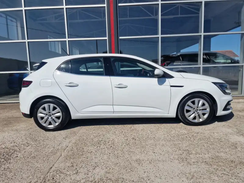 Renault Megane 2021. godište - Slika 4