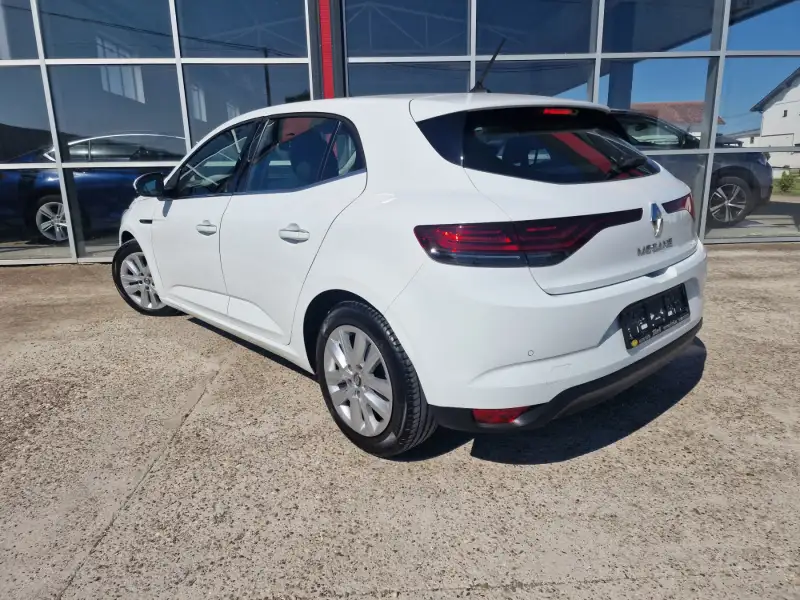 Renault Megane 2021. godište - Slika 7