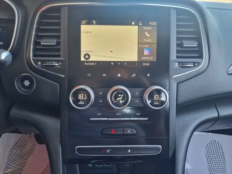 Renault Megane 2021. godište - Slika 20