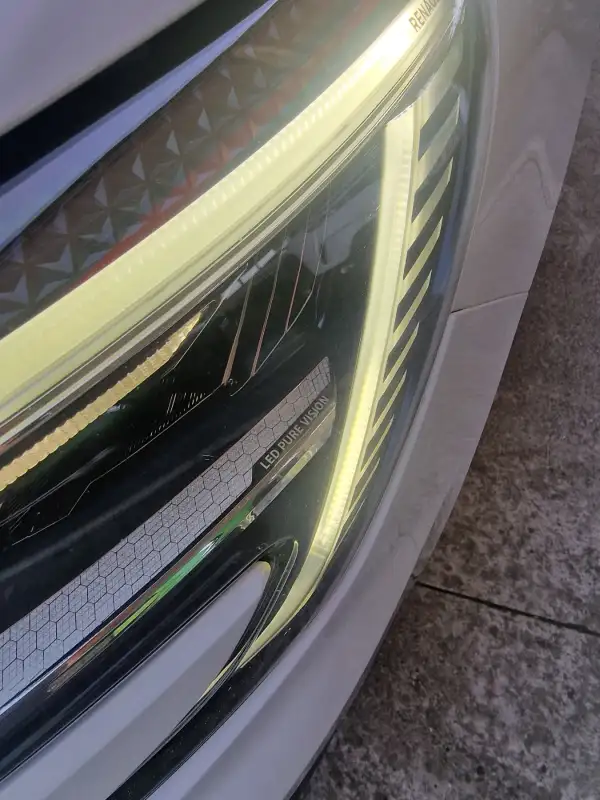 Renault Megane 2021. godište - Slika 31