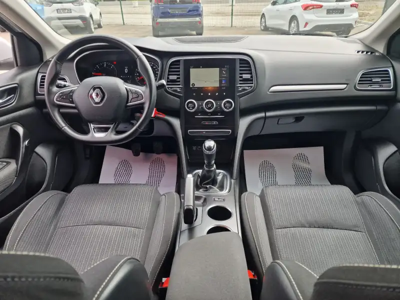 Renault Megane 2022. godište - Slika 14