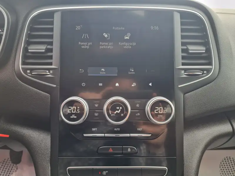 Renault Megane 2022. godište - Slika 21