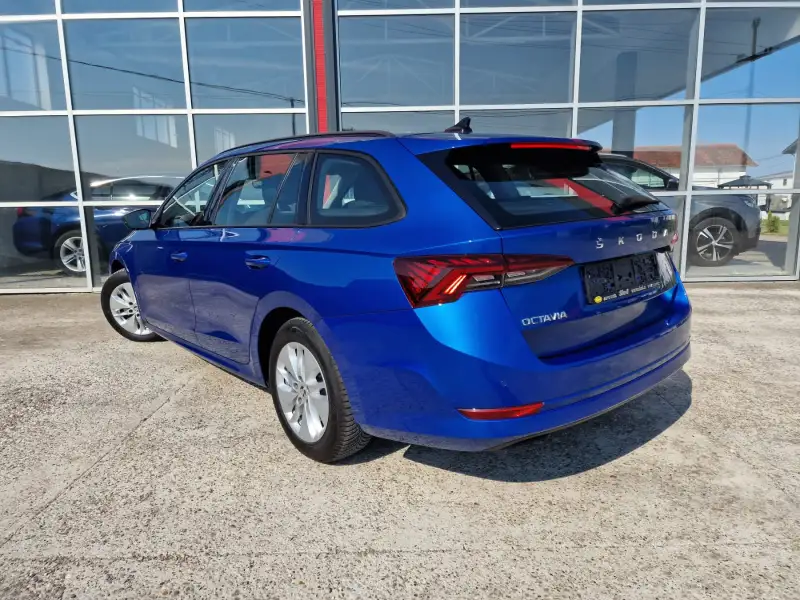 Škoda Octavia 2022. godište - Slika 7