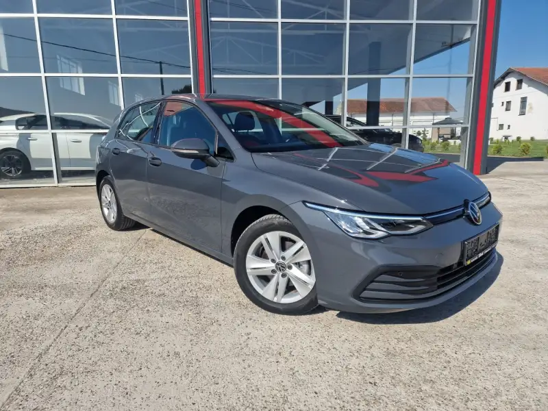 Volkswagen Golf 8 Dizel 2021. godište - Slika 3