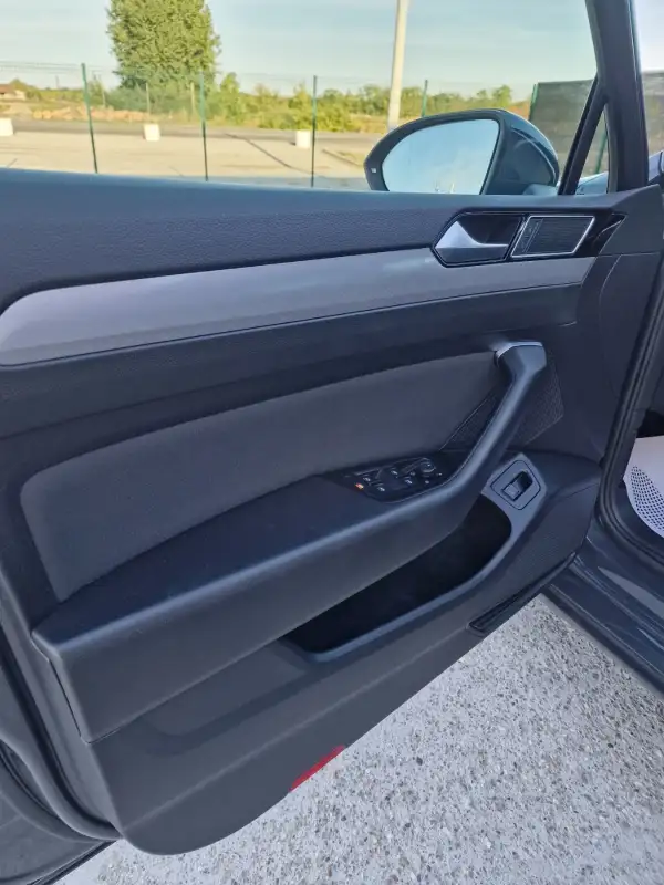 Volkswagen Passat B8 Dizel 2021. godište - Slika 8