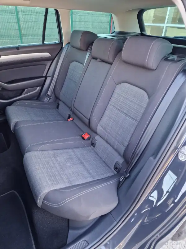 Volkswagen Passat B8 Dizel 2021. godište - Slika 11