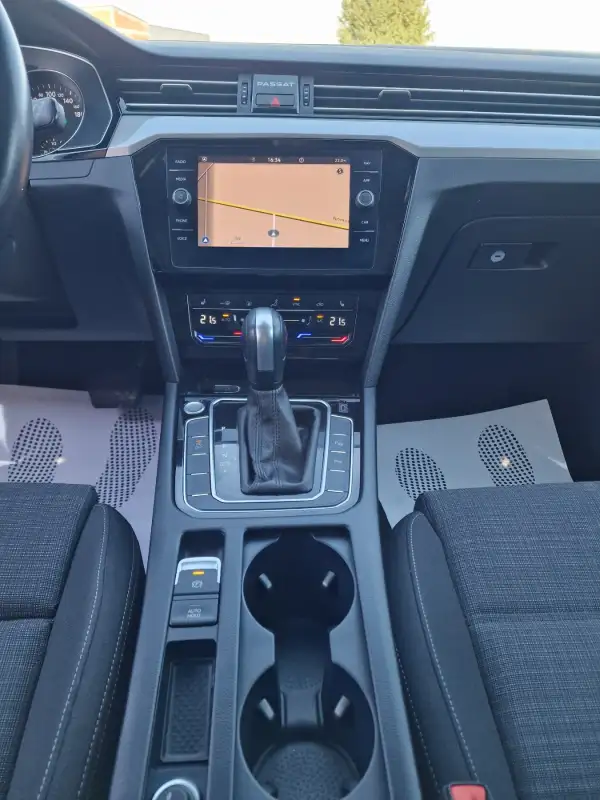 Volkswagen Passat B8 Dizel 2021. godište - Slika 14