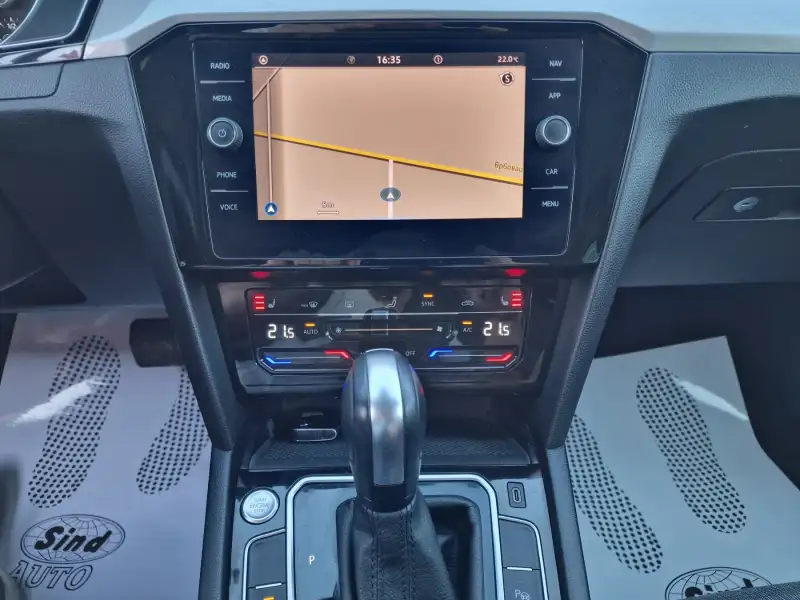 Volkswagen Passat B8 Dizel 2021. godište - Slika 18