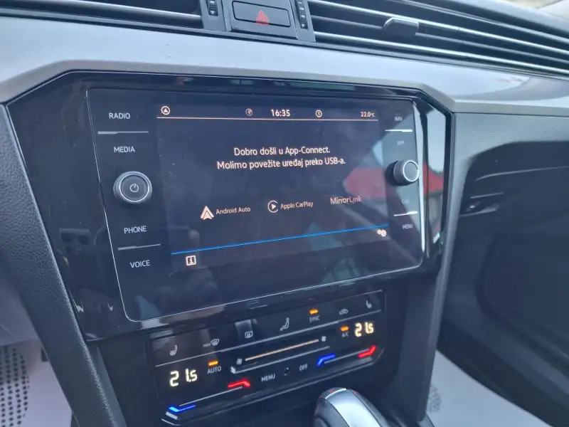 Volkswagen Passat B8 Dizel 2021. godište - Slika 19