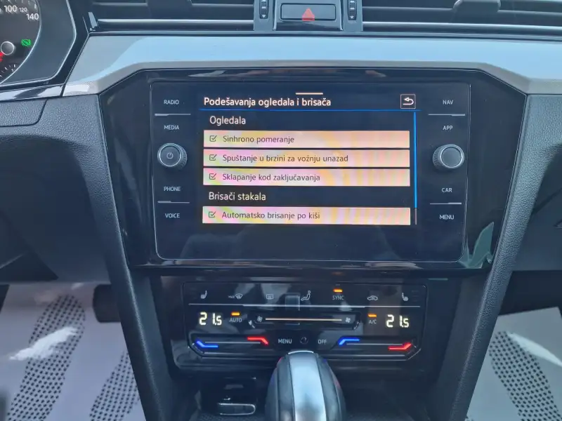 Volkswagen Passat B8 Dizel 2021. godište - Slika 25