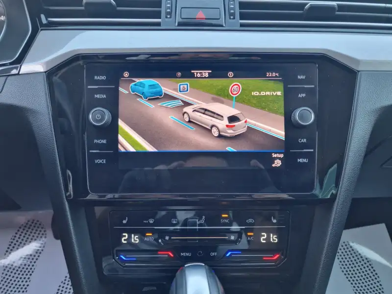 Volkswagen Passat B8 Dizel 2021. godište - Slika 26