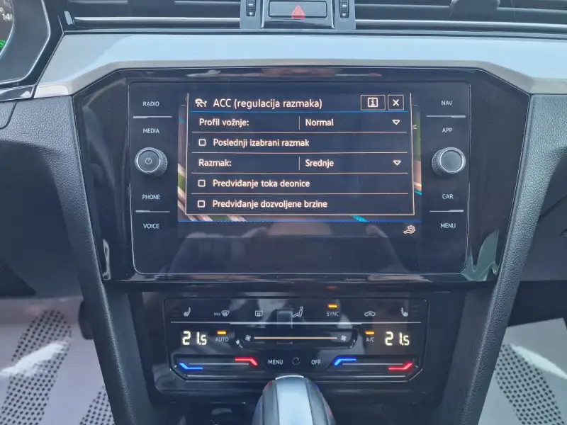 Volkswagen Passat B8 Dizel 2021. godište - Slika 27