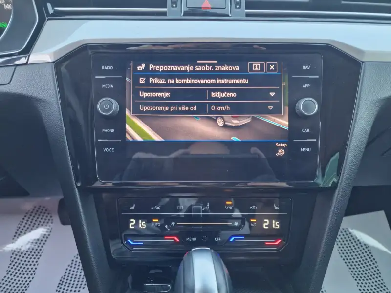 Volkswagen Passat B8 Dizel 2021. godište - Slika 30