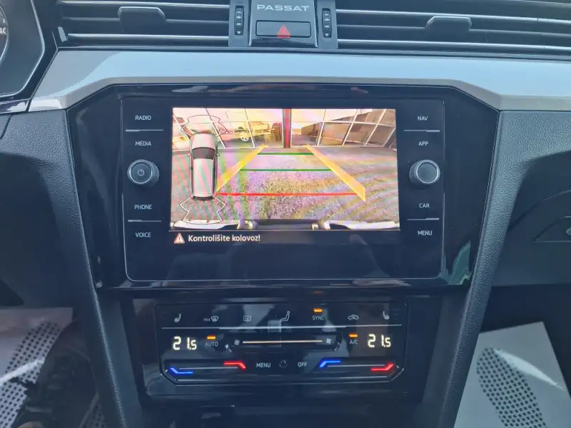 Volkswagen Passat B8 Dizel 2021. godište - Slika 32