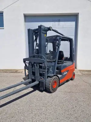 Linde E25 Triplex