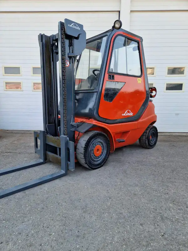 Viljuškar Linde H30T - Sind Šabac