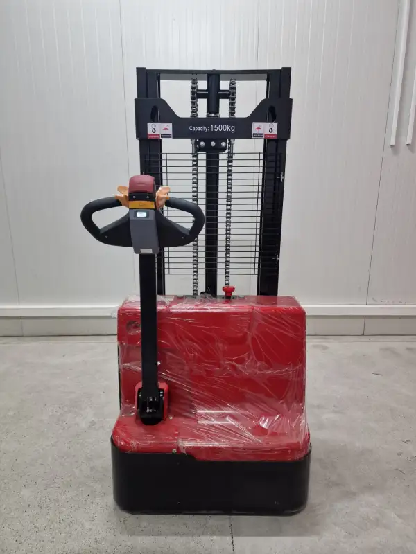 Premium Električni Staker SES 1525 2026. godište - Slika 3